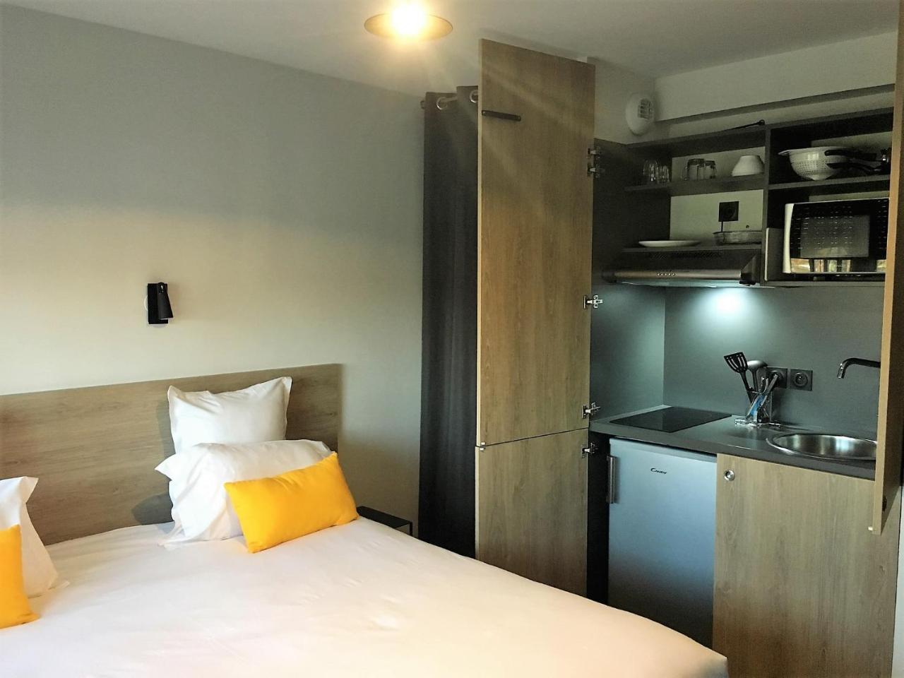 Hotel Enight Gradignan Ngoại thất bức ảnh